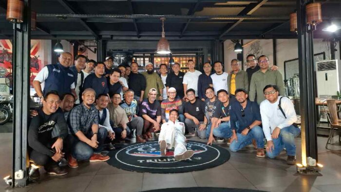 Komunitas Motor Triumph